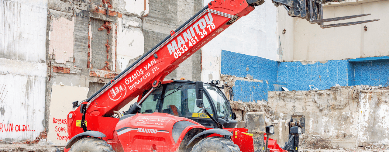 2026-07-01-is-a-combilift-better-than-a-manitou-telehandler-when-yard-space-is-tight